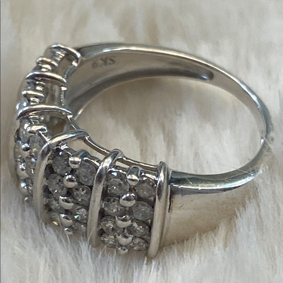 Diamond Fashion Ring - Picture 4 of 6